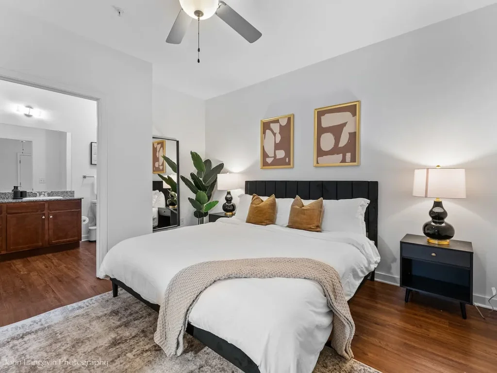 Stylish 1 Bed, 1 Bath Apartment Downtown Memphis