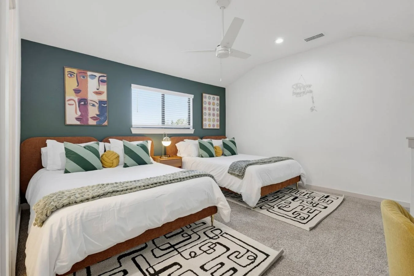 2 Queen Beds In Loft Area