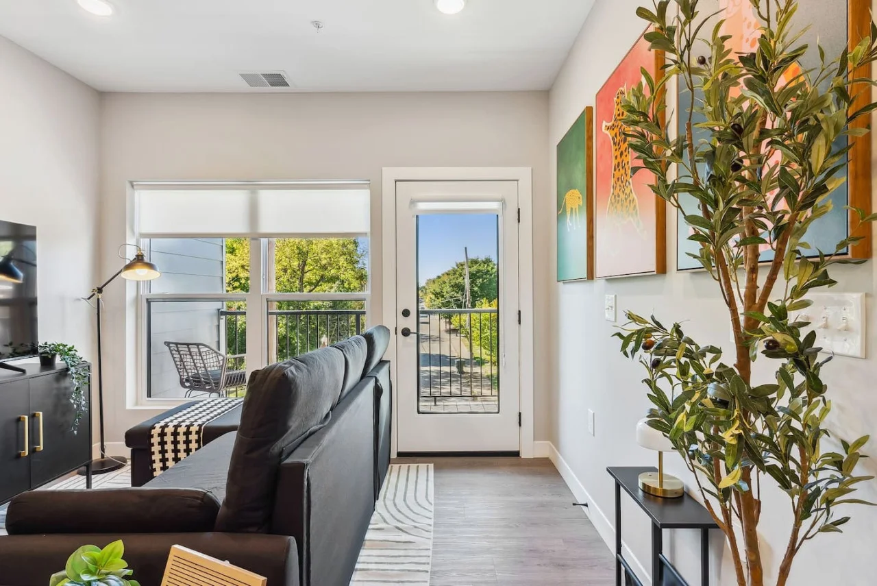 As you take a seat in the living room, the comfortable furniture and tasteful design make it easy to unwind.