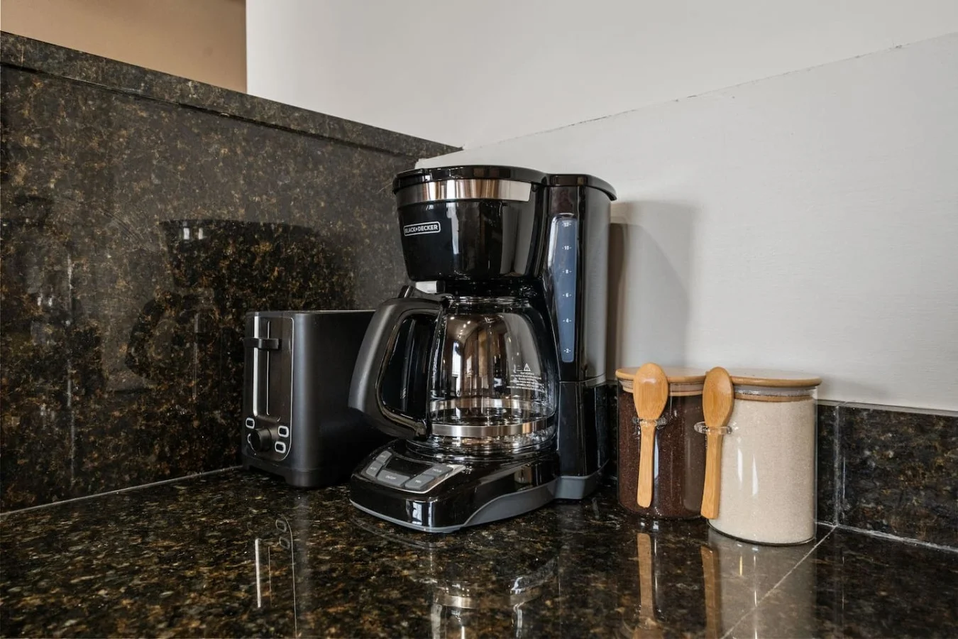 Coffee maker and toaster available.