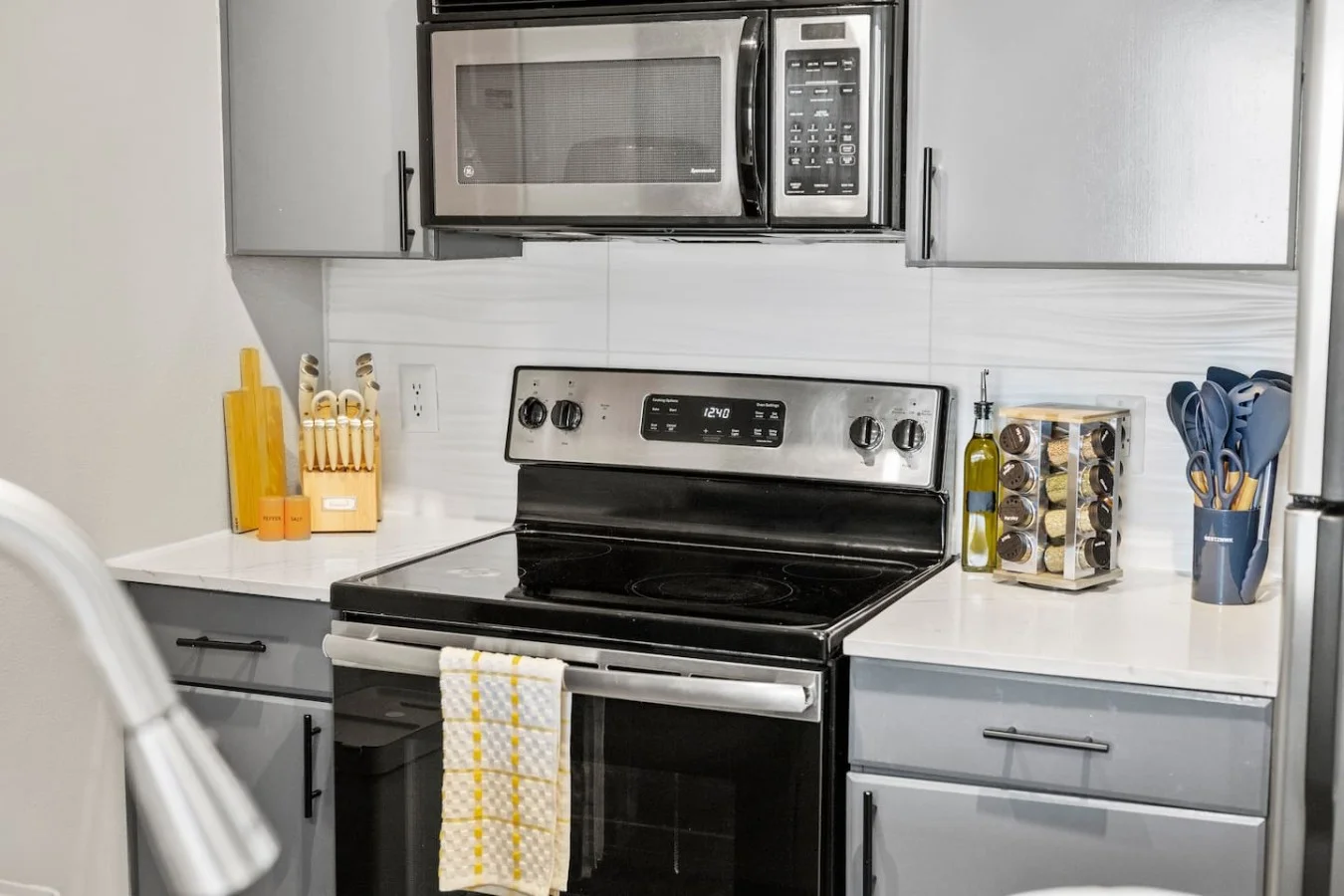 Kitchen With Oven