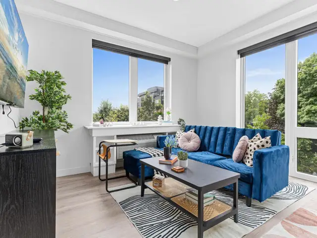 1Bed 1Bath + Gym | 10 min DT + Stadiums & Airport