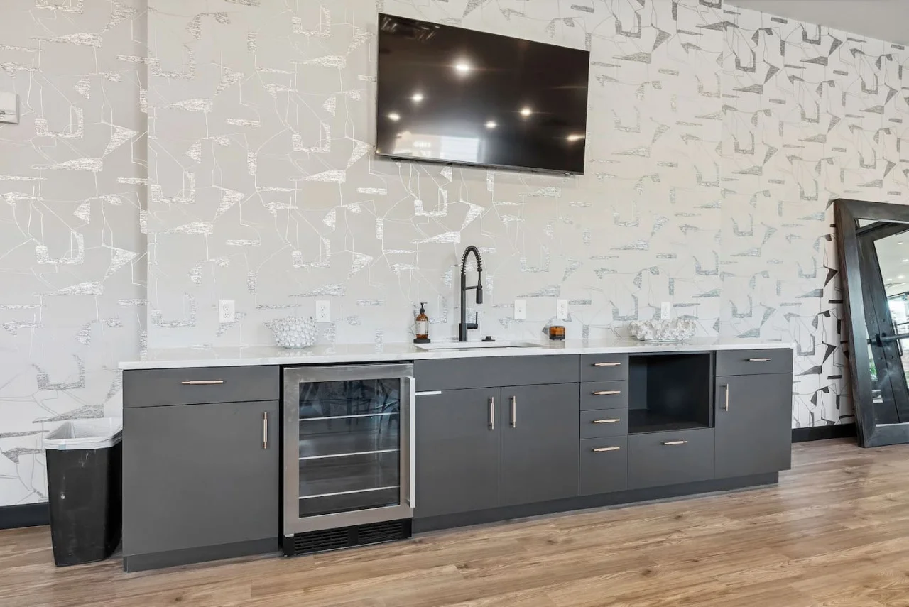 A beautiful space for creating beautiful memories with your friends or loved ones!