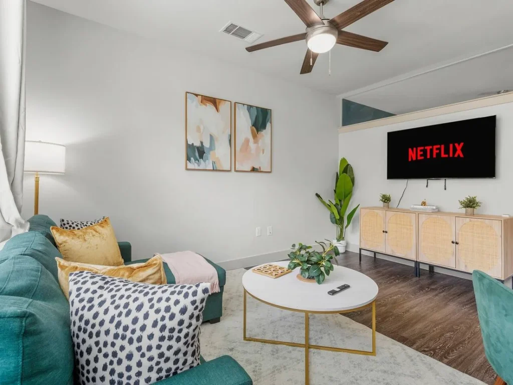 Midtown Dallas Escape | 1BR | Pool | Free Parking