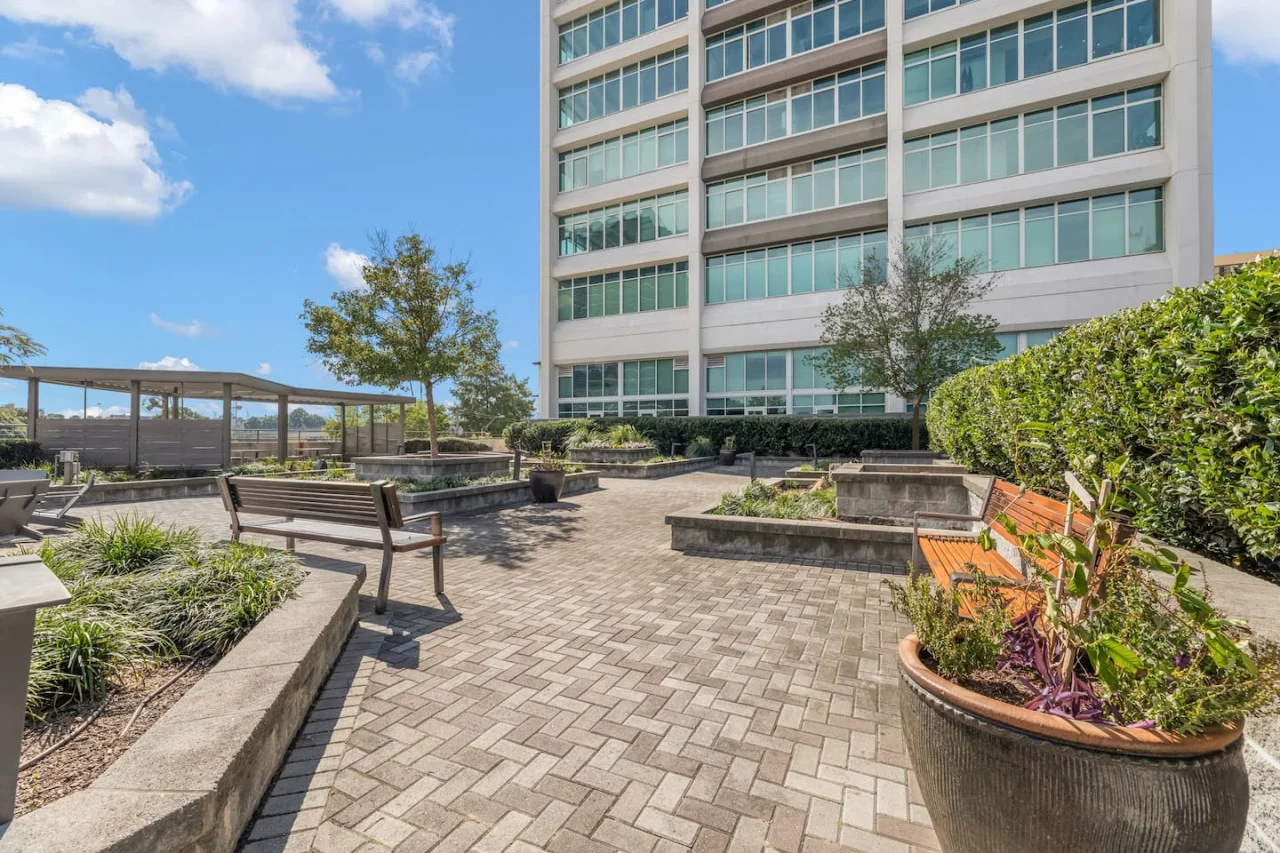 The outdoor areas’ plush seating beckons you to sink in and relax, surrounded by light and airy decor.