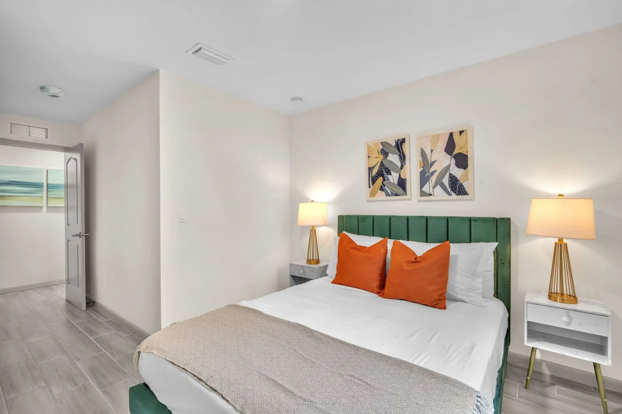 Cute spacious bedroom with queen bed that sleeps 2.