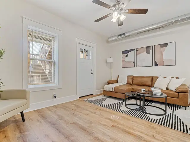 2 Bed Point Breeze N, Bakery Sq.