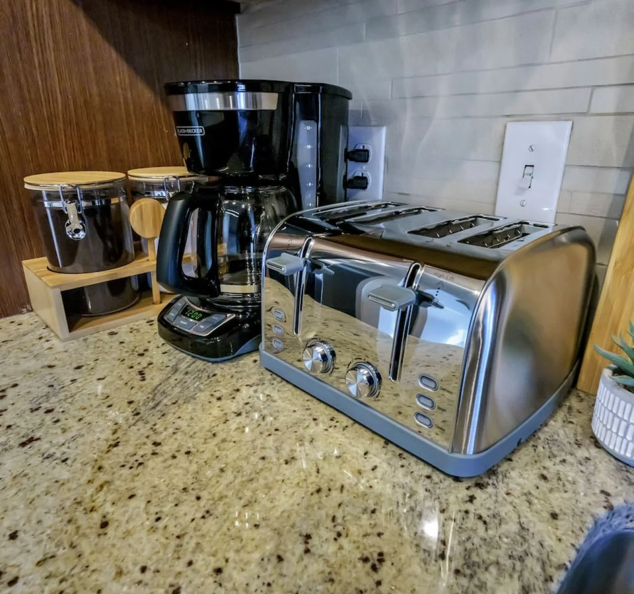 Fully equipped kitchen with all the tools you need for a perfect culinary experience. Enjoy the convenience of having everything at your fingertips!