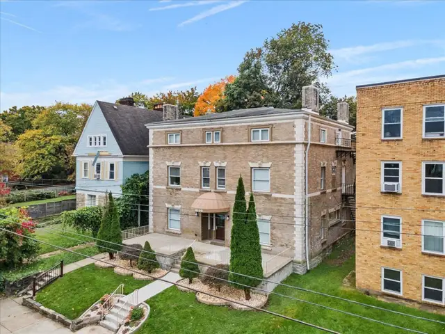 2 Bed Apt -Point Breeze North, Bakery Square