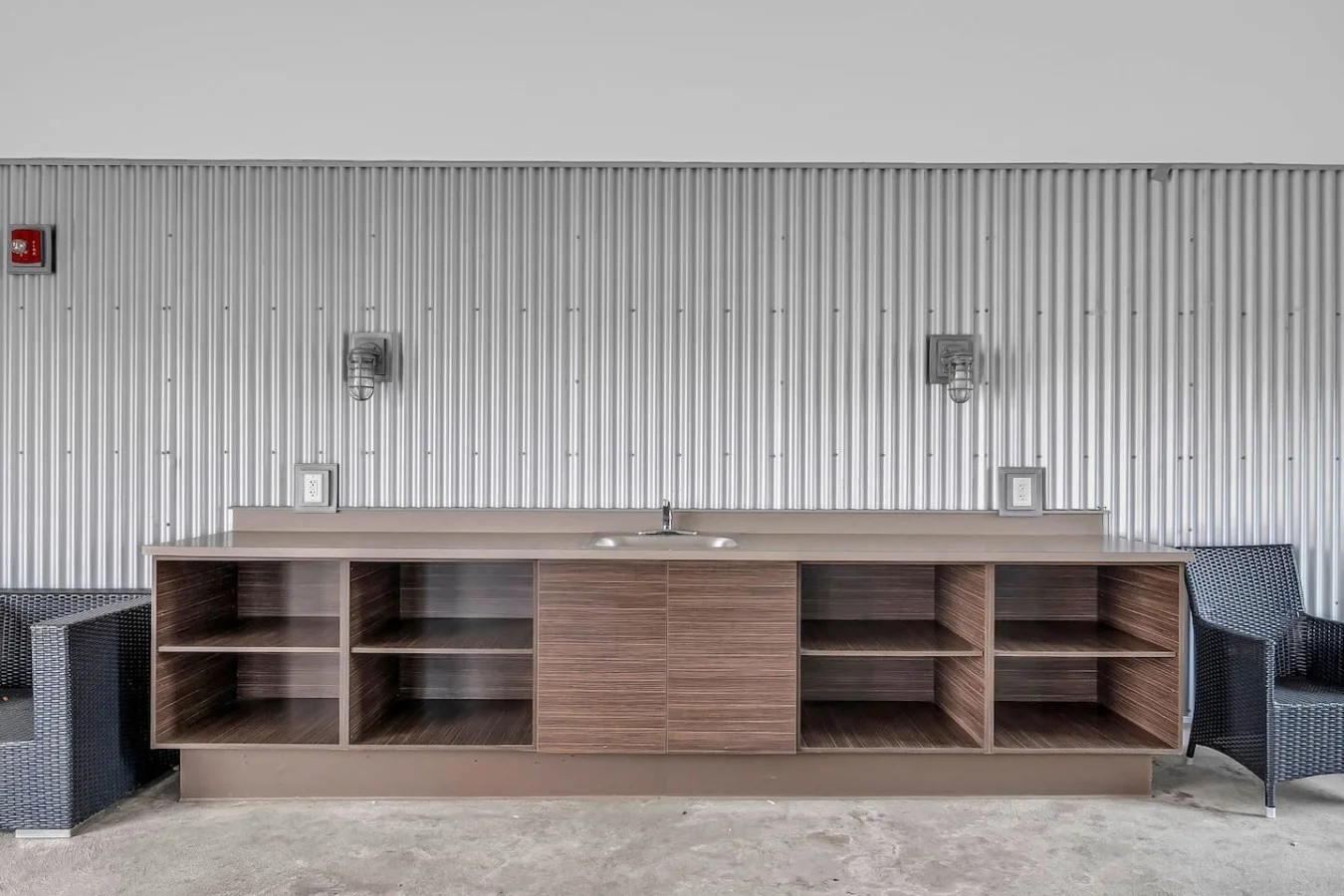 A sophisticated design that is gender-neutral so everyone can enjoy the living space throughout the day.