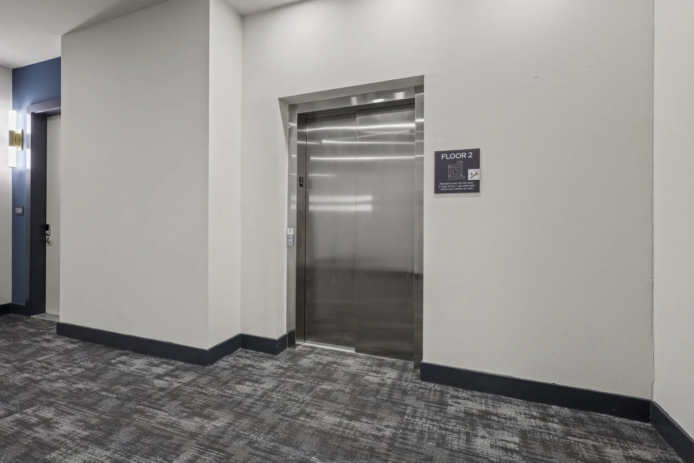 A Building elevator