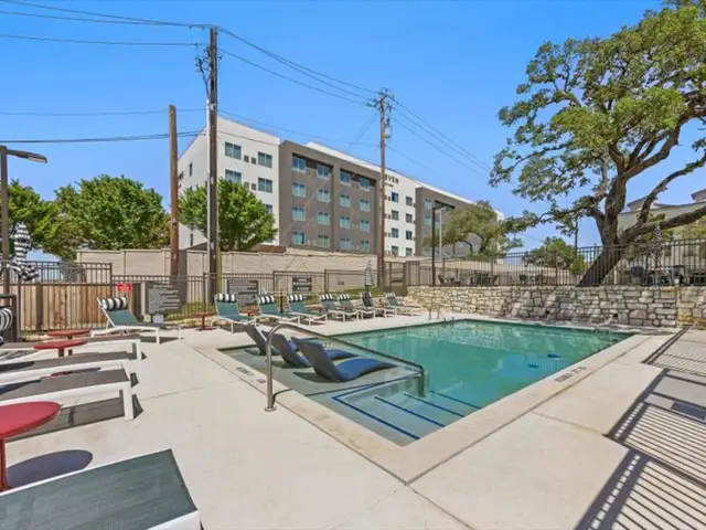Modern 1BR/1BAPool+Gym| Austin