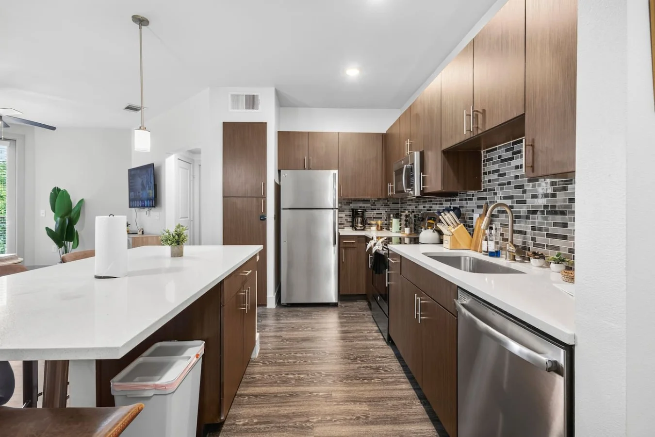 Seamless space designed for gathering and good times.