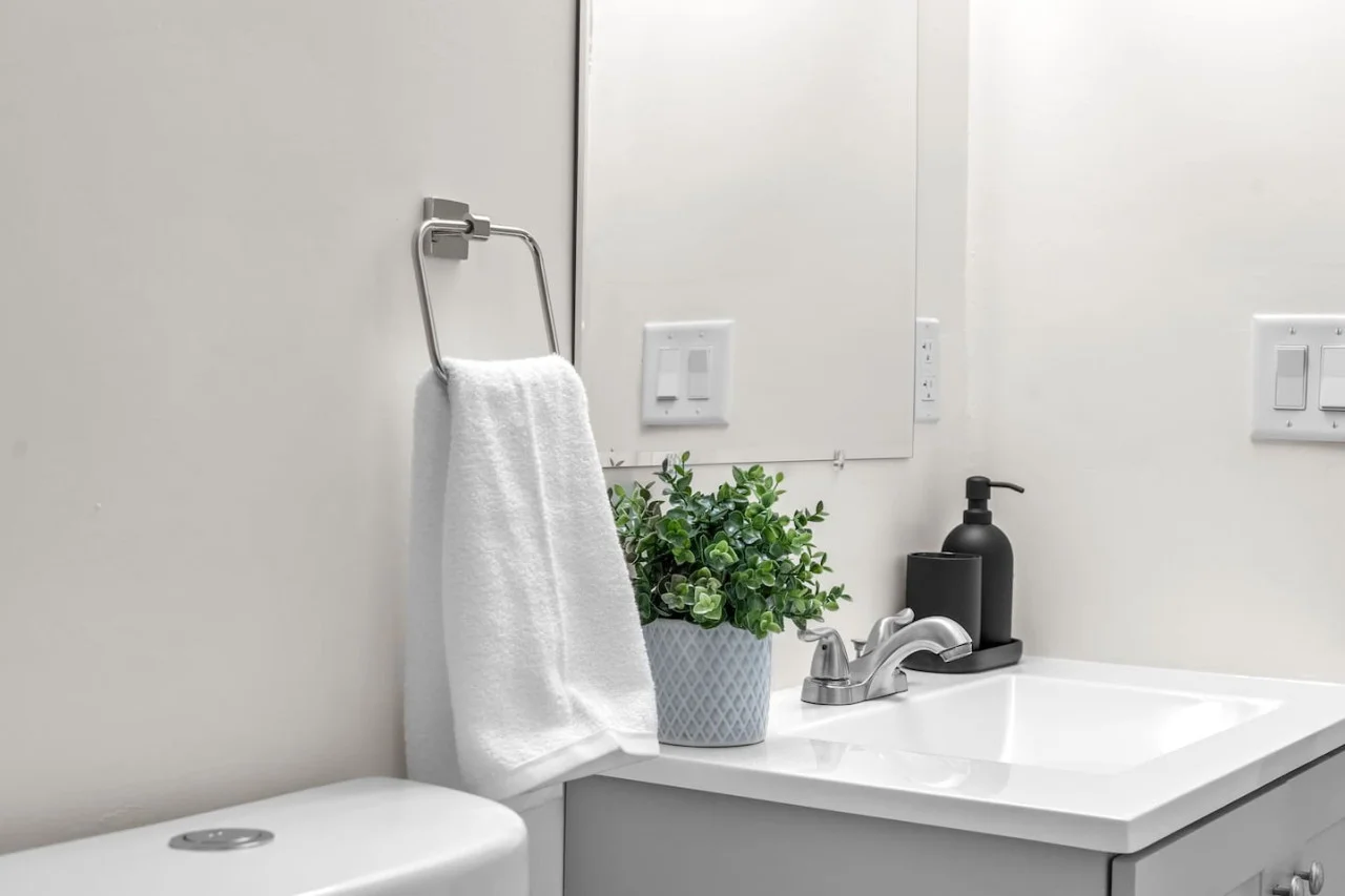 Close up of vanity and sink.