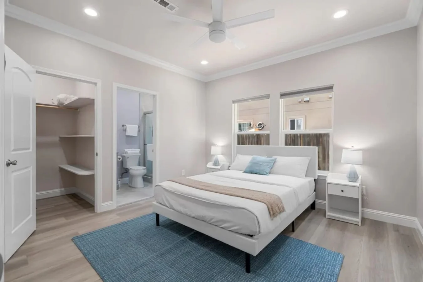 You’ll feel enveloped in warmth in this charming room with its rich wood accents and inviting bed. Wake up refreshed, surrounded by rustic coziness, and enjoy the perfect mix of comfort and natural vibes