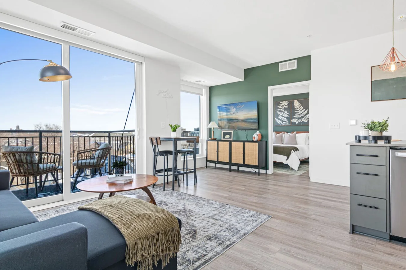 An open-concept area featuring a modern furnishings, and a stylish entertainment setup—ideal for gatherings and relaxation.