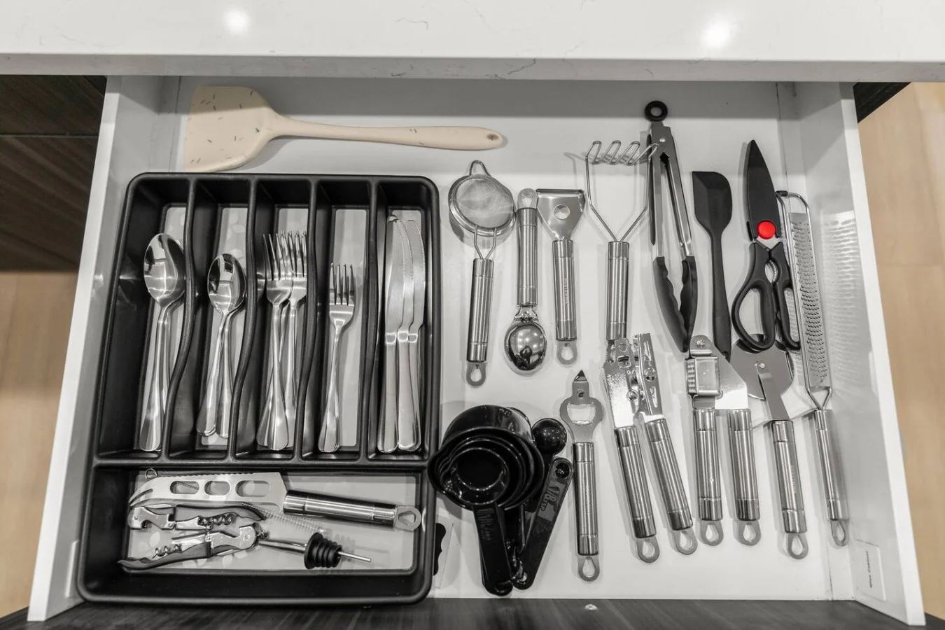 Full Cutlery Set & other Kitchen Utensils
