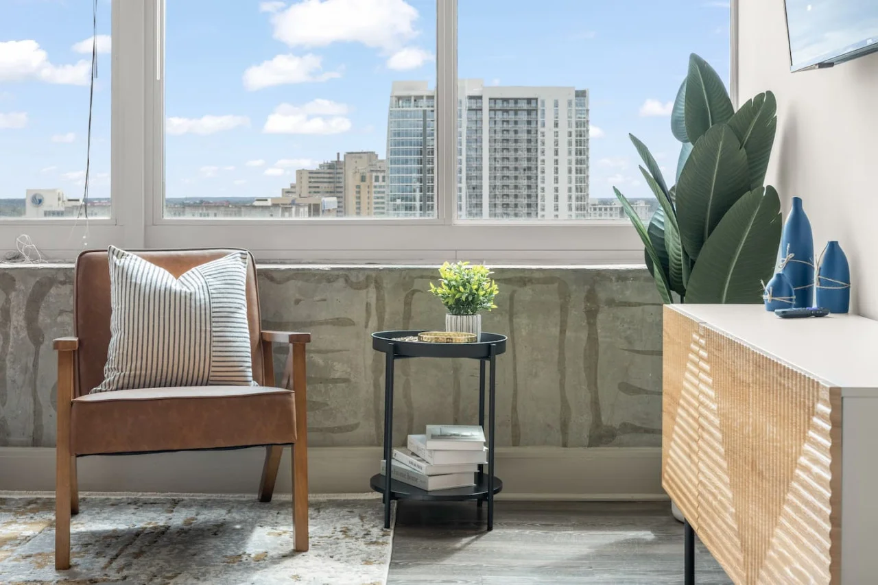 You are surrounded by tasteful decor and warm tones for a perfect setting for any occasion.