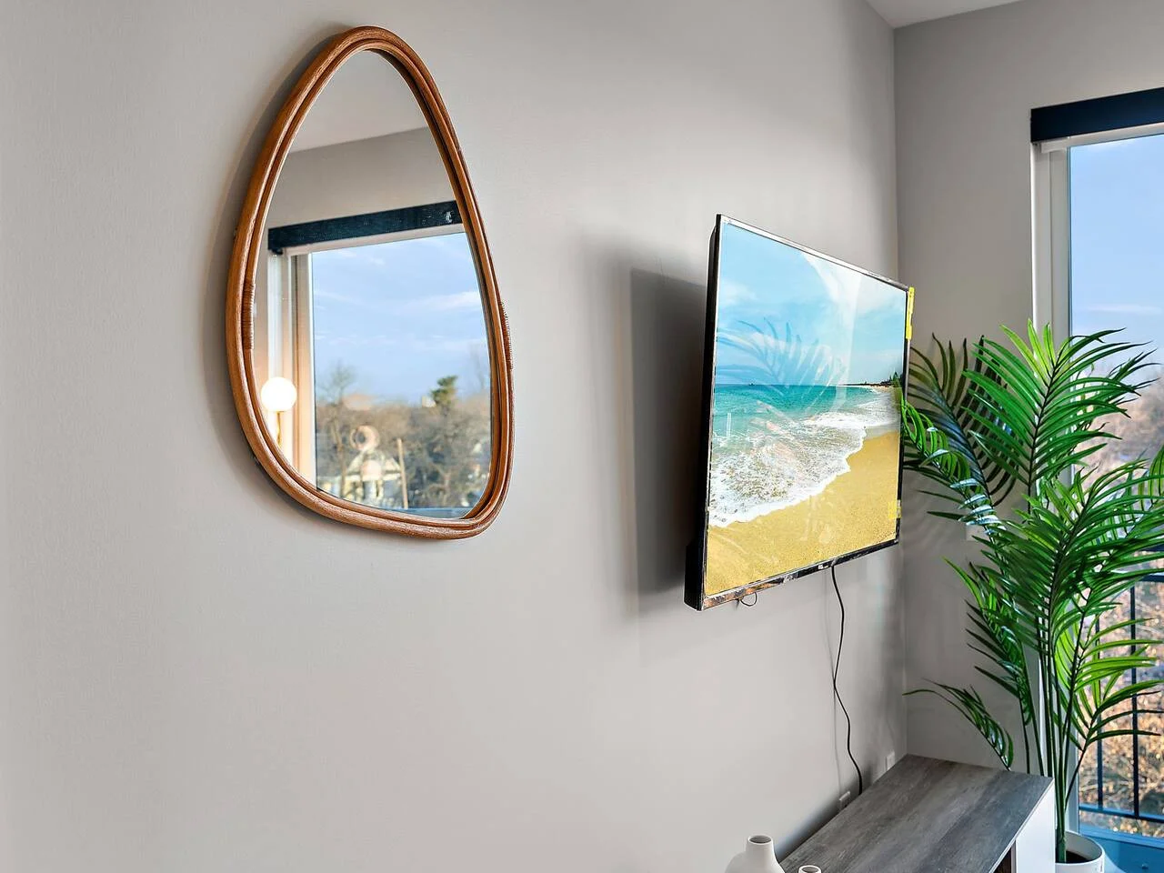 You are surrounded by tasteful decor and warm tones for a perfect setting for any occasion.