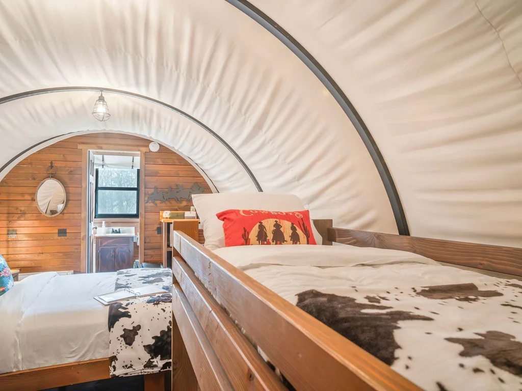 Sycamore Creek Wagon Retreat, Group Stay