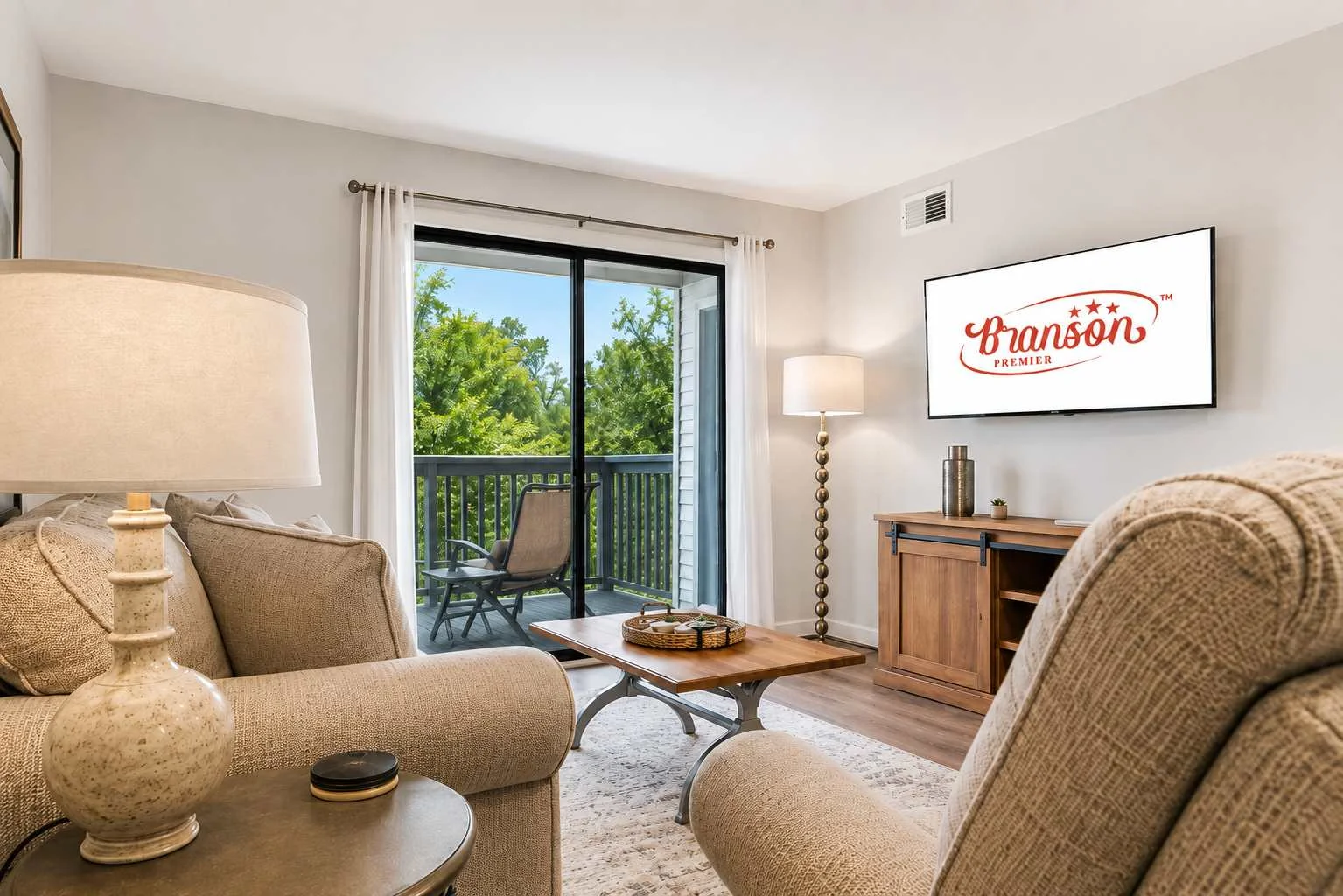 2BR Resort Condo | Pool & Pickleball | Near 76