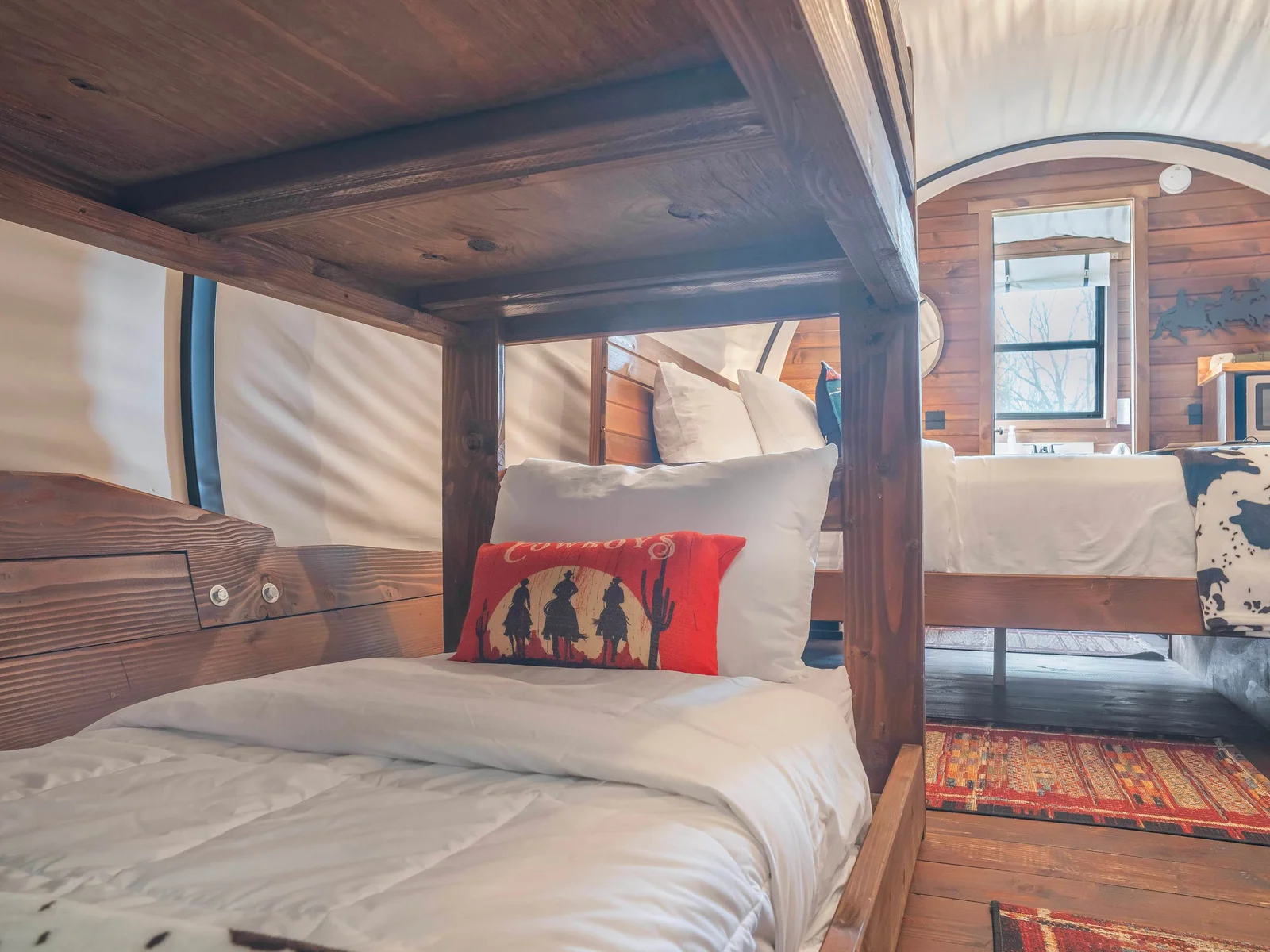 Bunk bed