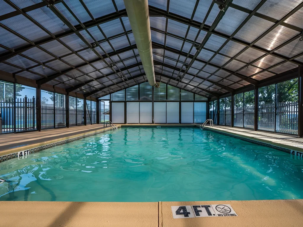 Ozark Lakeside Loft, Scenic View & Modern Comfort