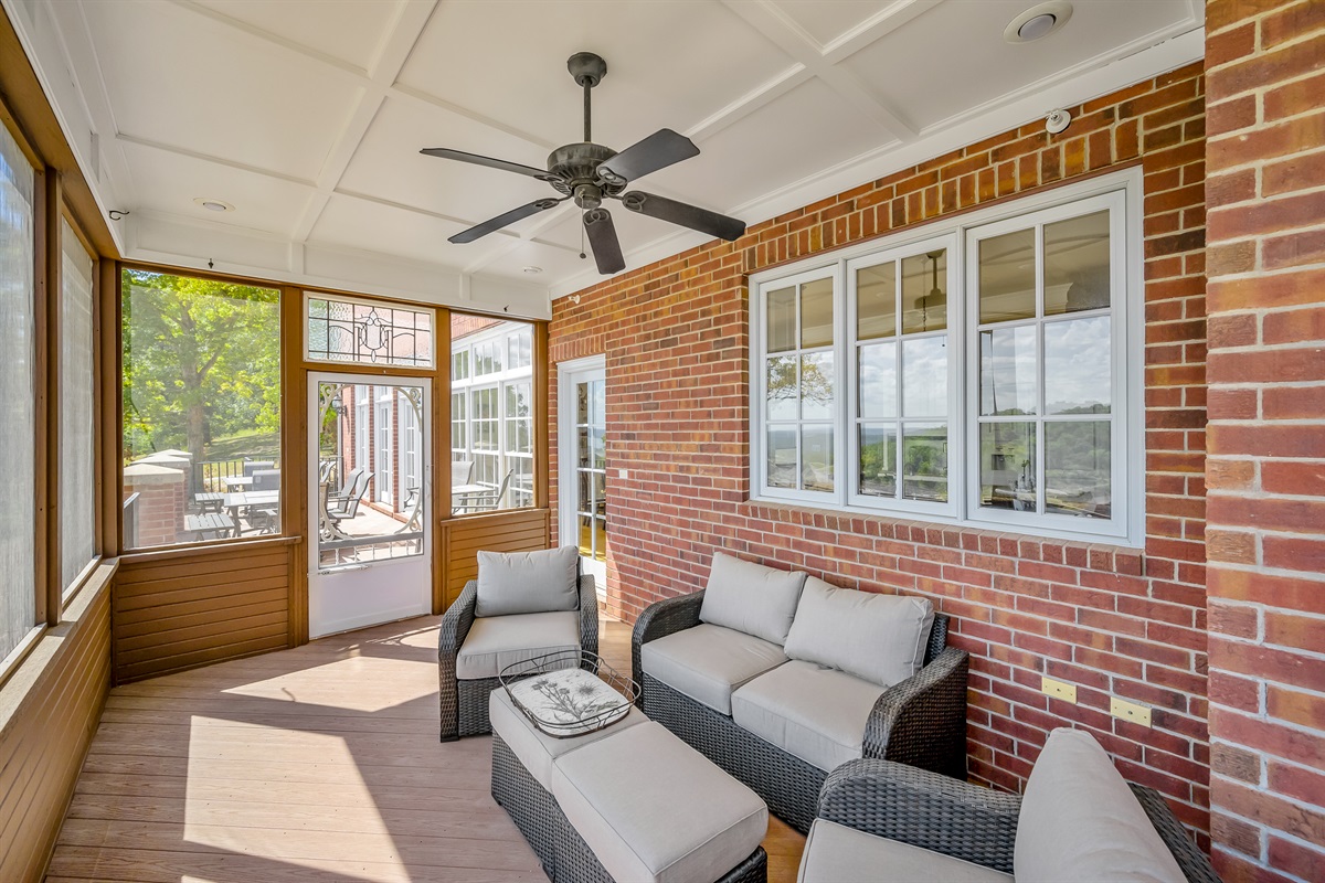 Chateau Mountain Manor