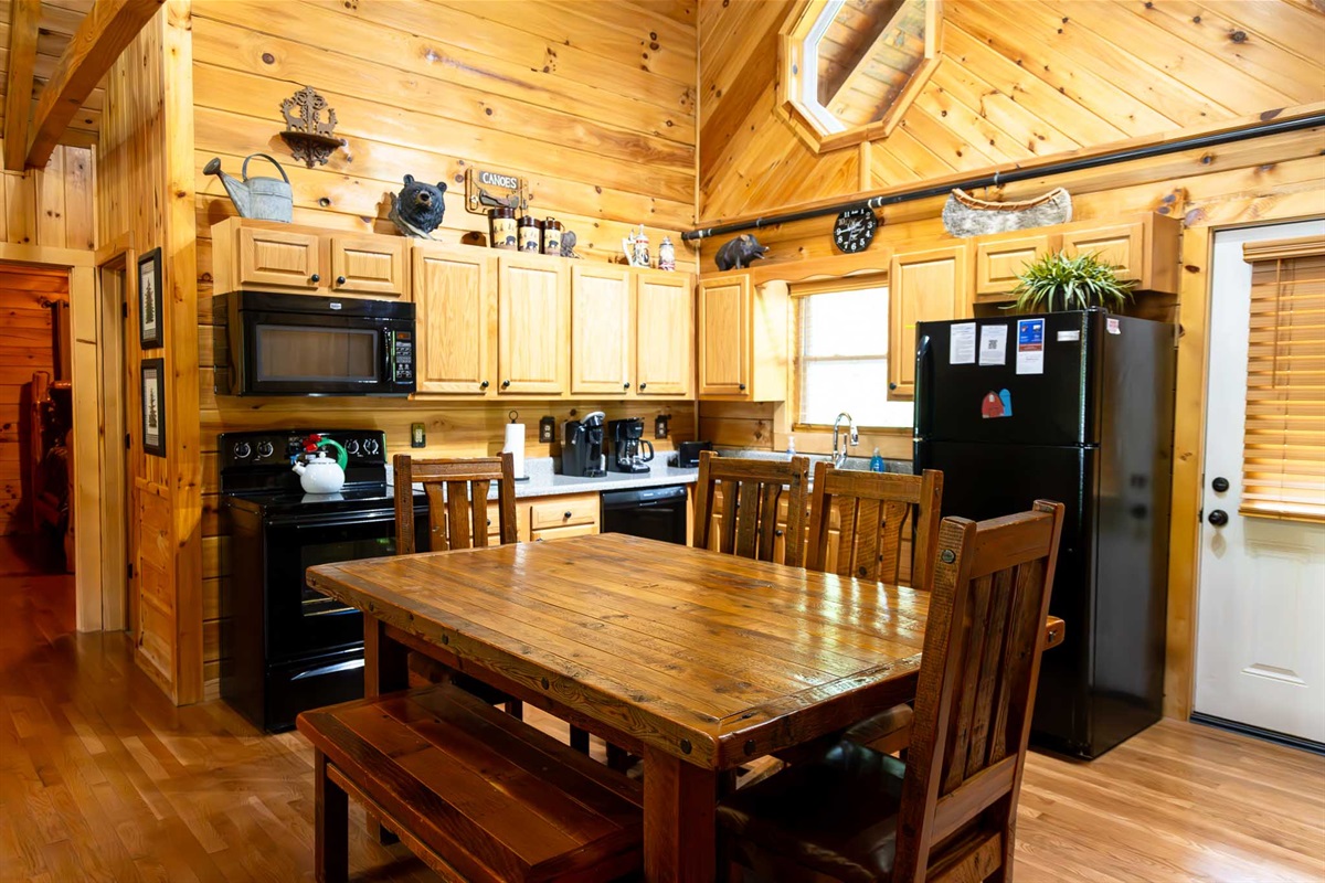 Eagle Nest Log Cabin