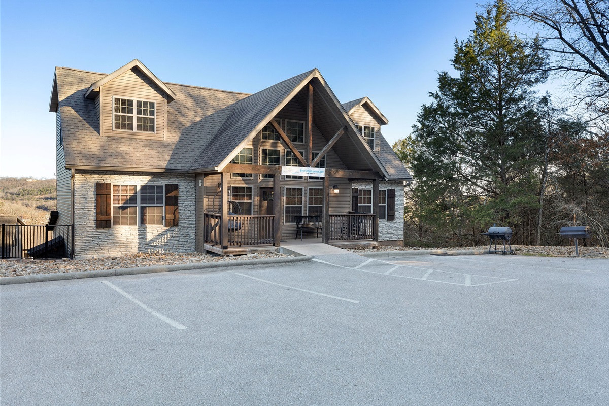 Rockwood’s Lakeview Oasis