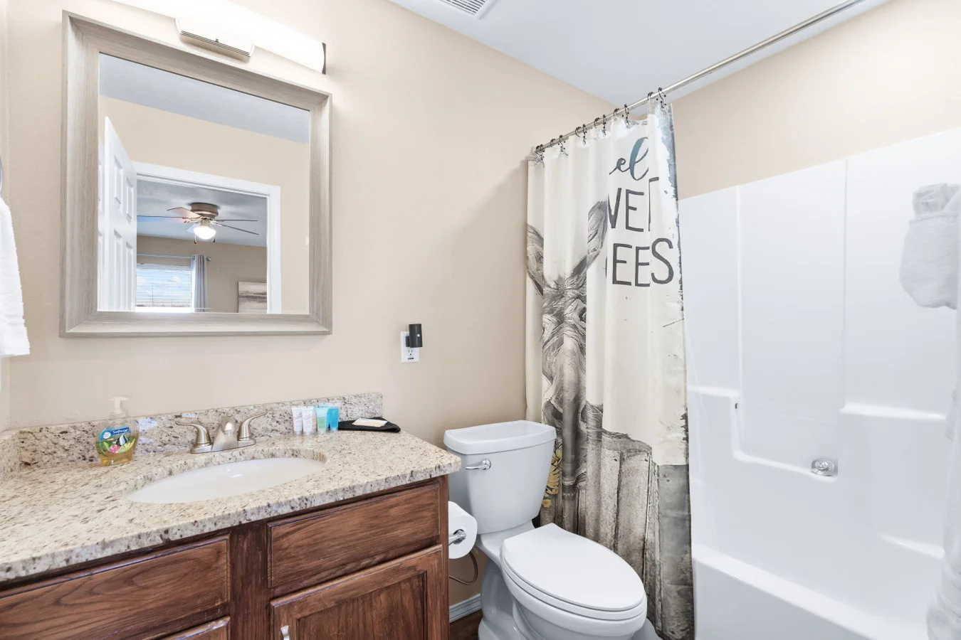 Clean, bright, and all yours. 🌿 Enjoy the convenience of a private bath designed for relaxation. This en-suite provides a serene environment to start your morning or wind down for a quiet night’s sleep