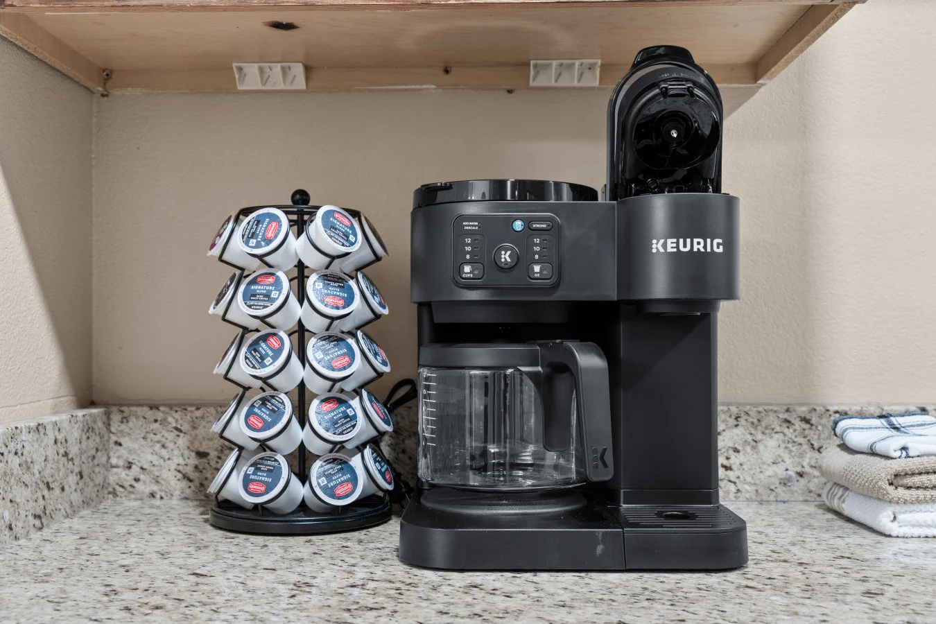 Coffee for one or the whole crew! ☕️ Our Keurig Duo brews pods or a full carafe. We’ve stocked the pods so you can enjoy a quiet morning brew on the patio before the daily adventures begin