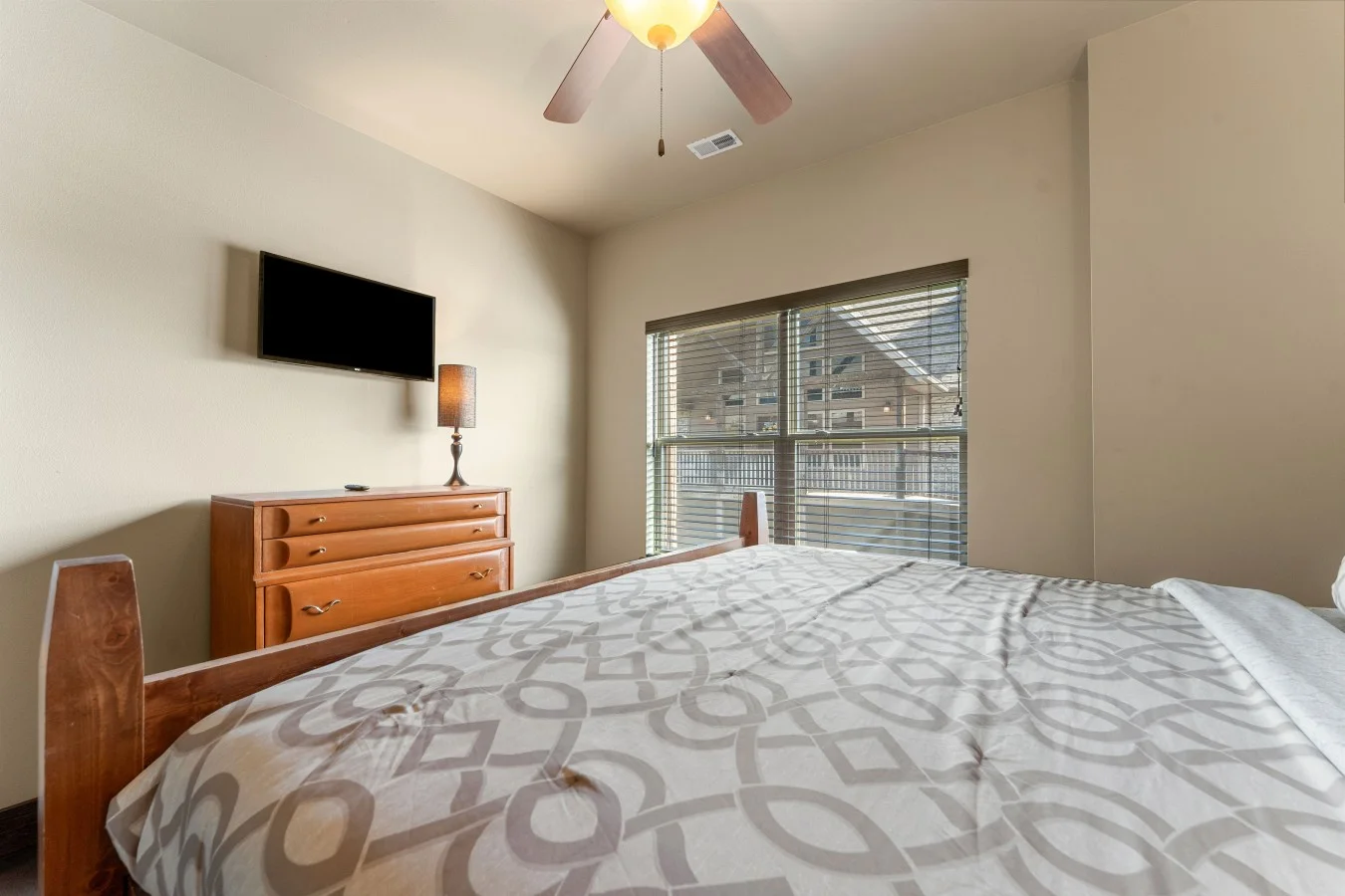 Wake up refreshed in your King bed, where morning light meets a calm, modern design—the perfect starting point for your Branson adventures.