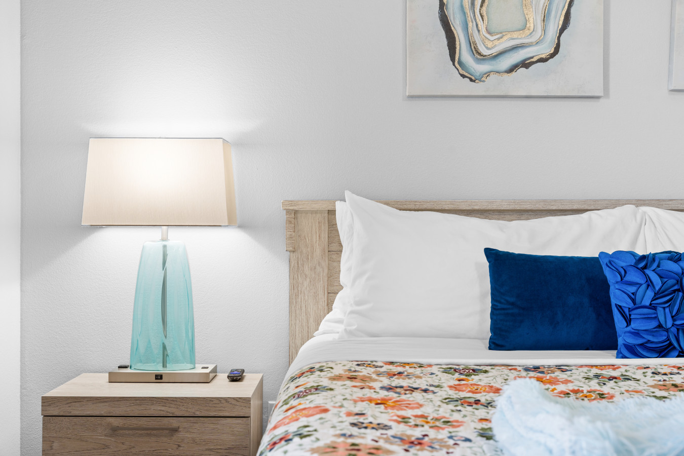 3 Bedroom 10 minutes from the Strip