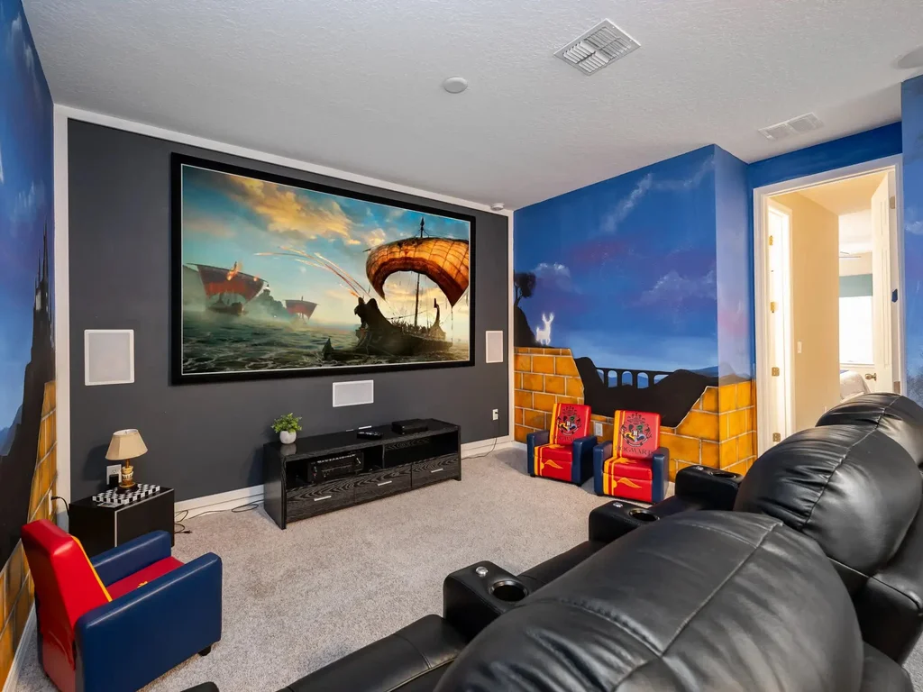 Spacious villa near Disney w/ game room & pool