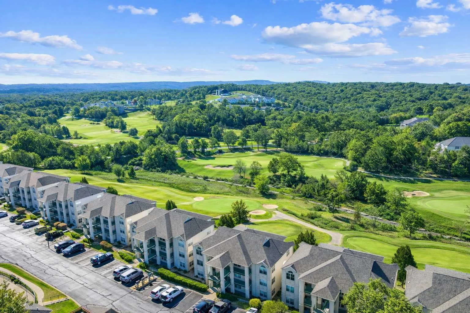 Perfectly located on the beautiful Thousand Hills Golf Course