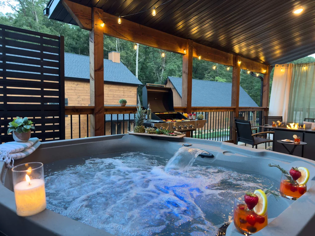Hot Tub Hideaway Cabin