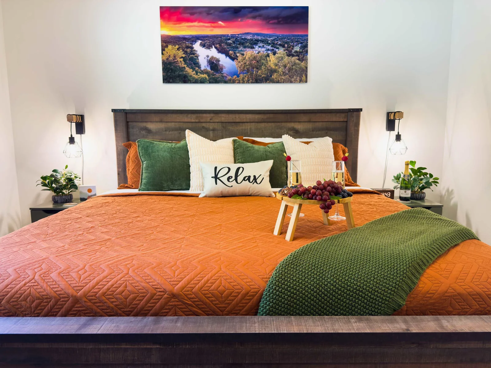 For those drawn to cozy elegance, this 2nd upstairs primary suite delivers a richly atmospheric experience.
