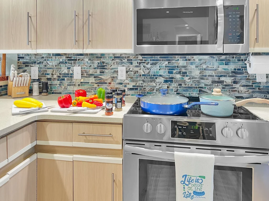 Beach Vibe Condo -Family Friendly