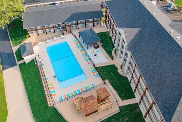 Beautiful outdoor amenity area