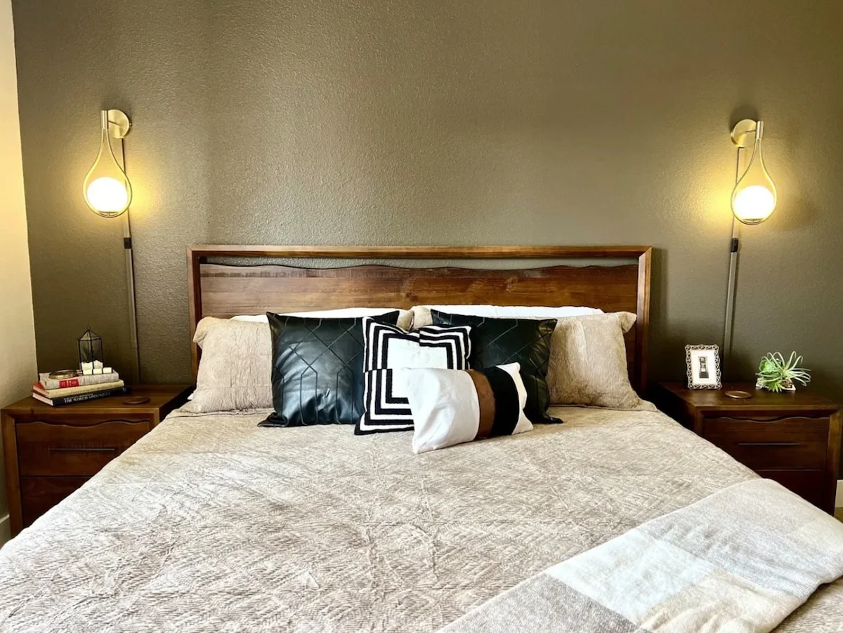 Beautiful king sized bed