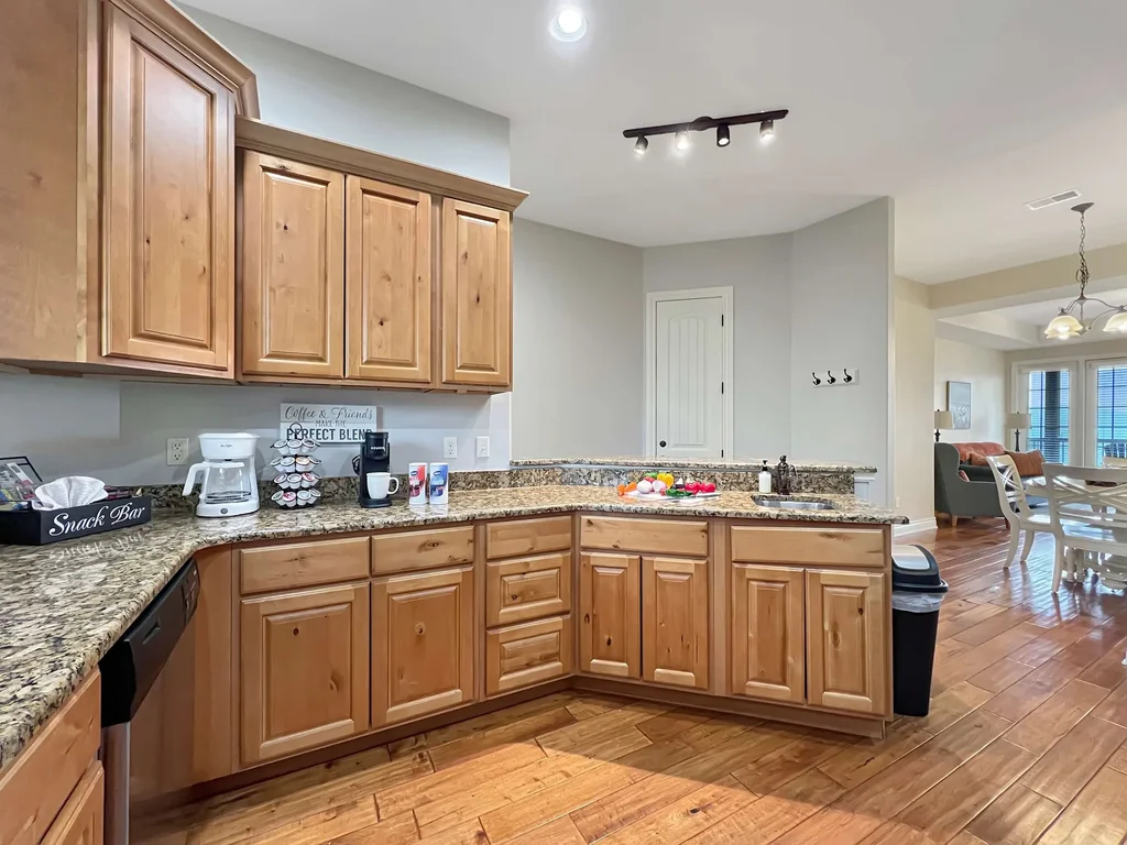Spacious Group Condo – Gorgeous Retreat Minutes from SDC