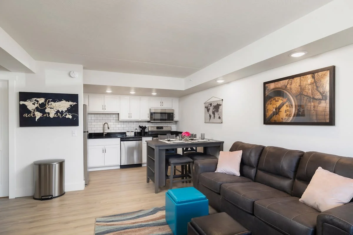 Peaceful Condo Near Convention Center