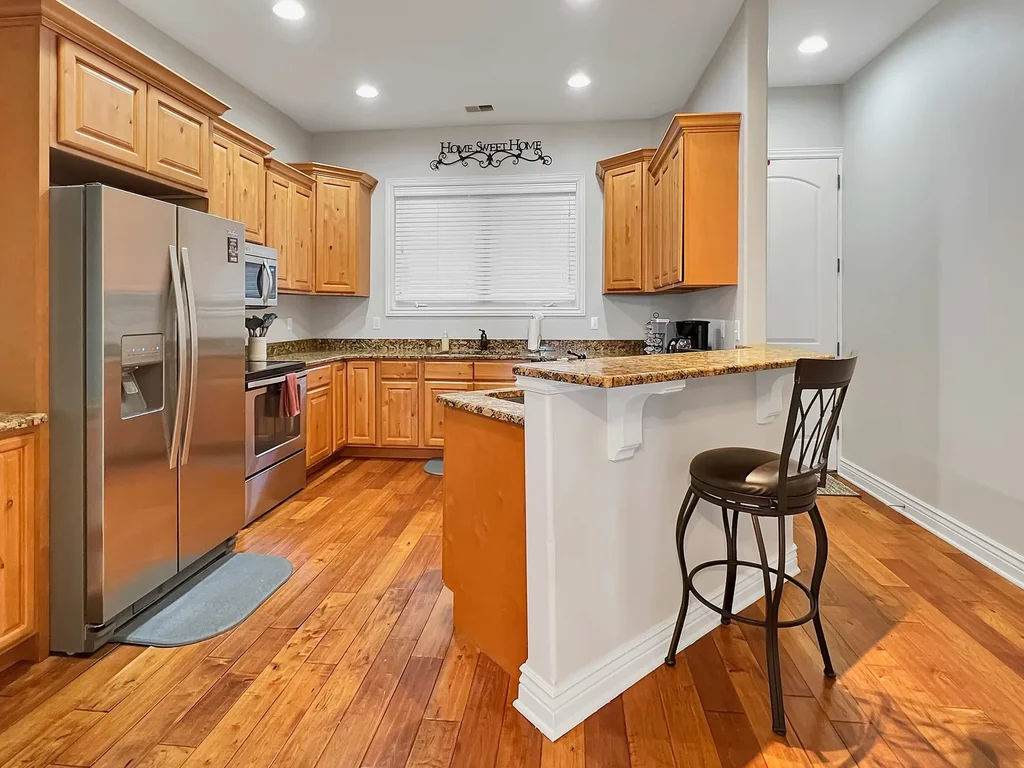 Lakefront Ozarks Condo -Close to Silver Dollar City