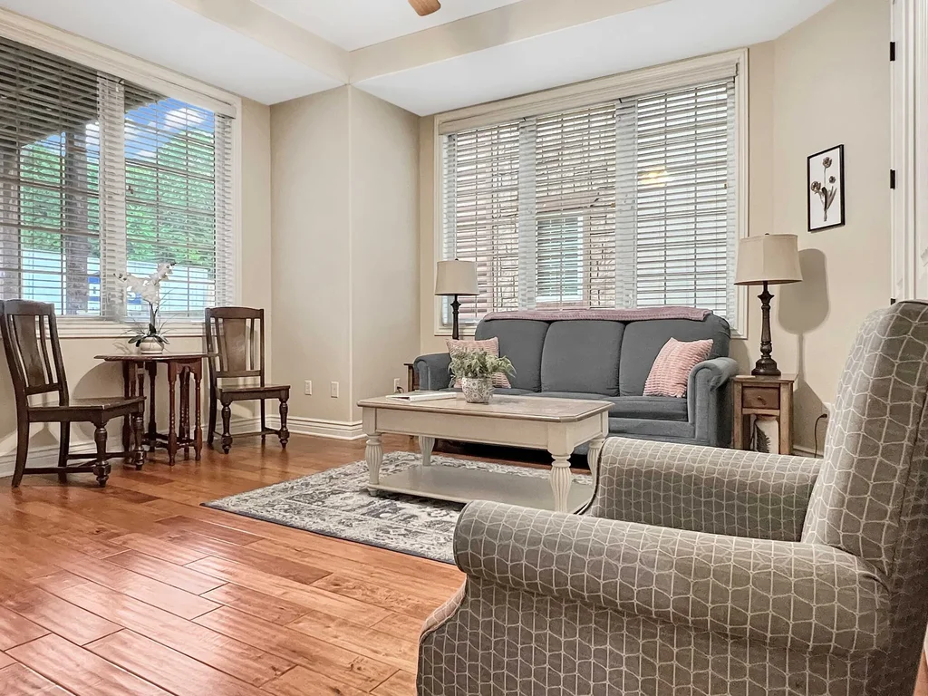 Spacious Group Condo – Gorgeous Retreat Minutes from SDC