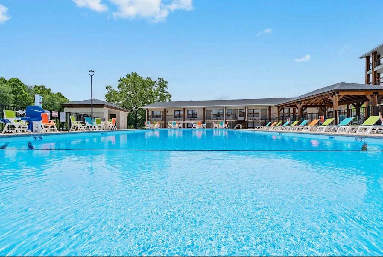One of Branson's most beautiful outdoor pools, complete with pavilion, outdoor firepit and kids play area.