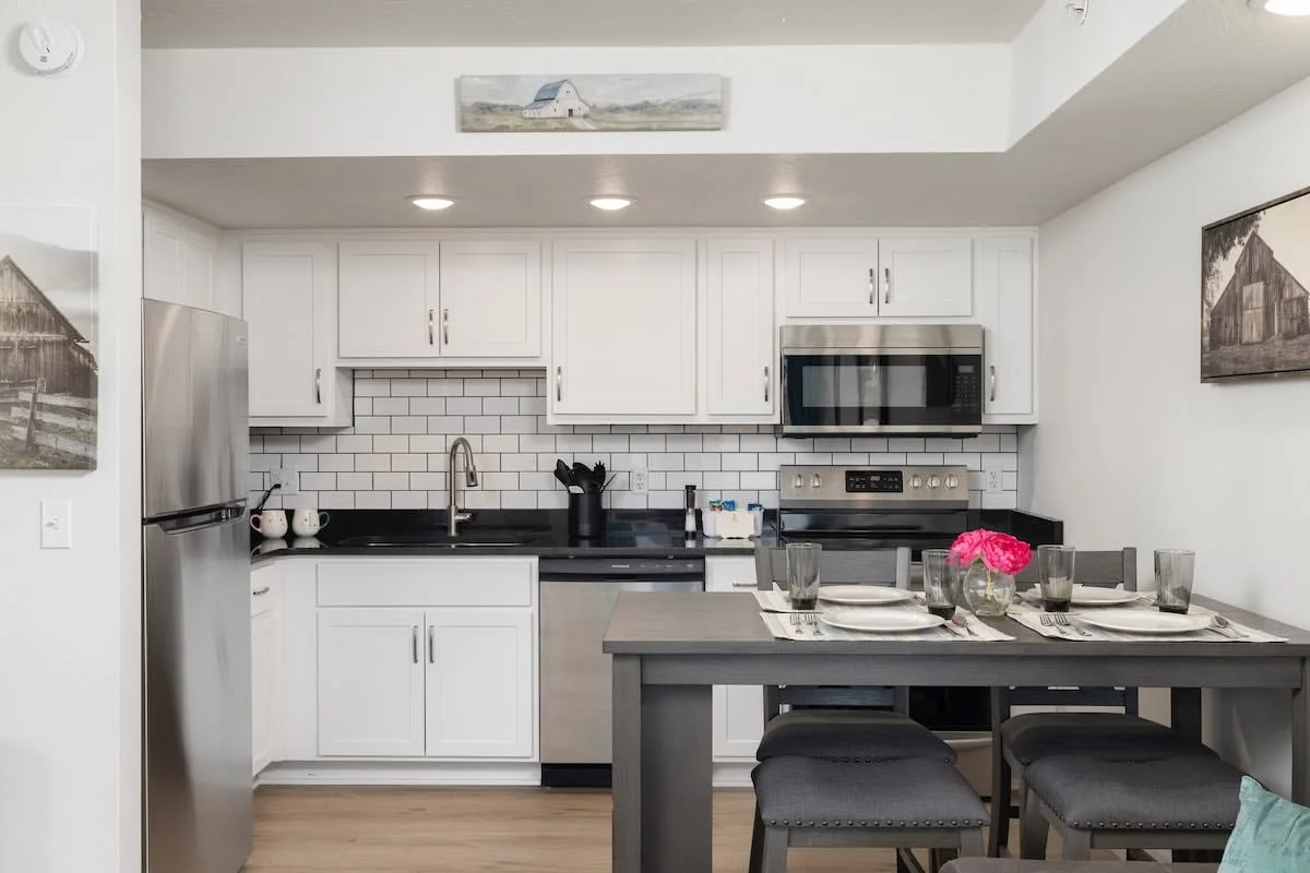 Condo W/No stairs | Near the Landing