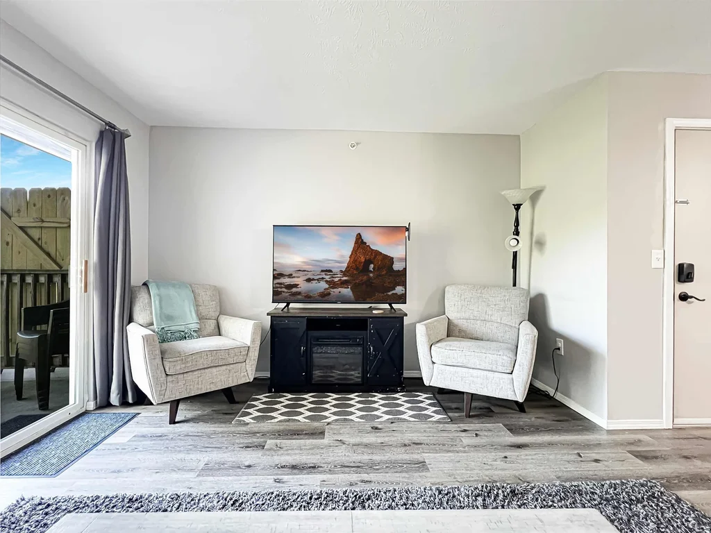 Spacious 3BR Condo Near SDC