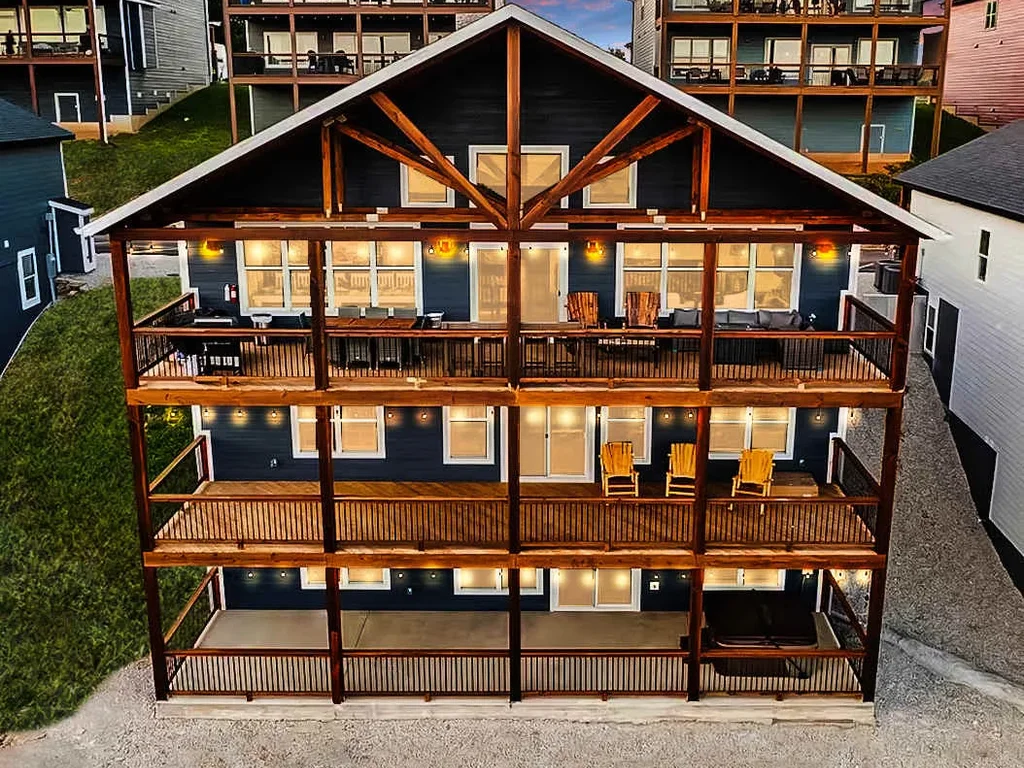 Lux Home with Private Hot Tub & Game room