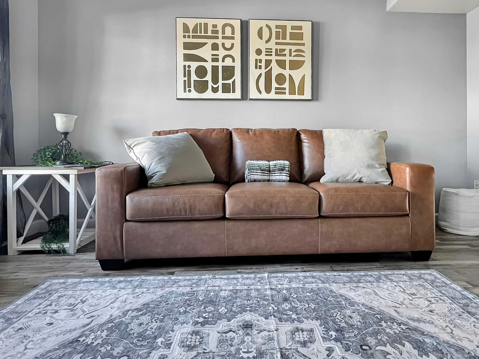 Beautiful leather sofa bed. Perfect for relaxing, reading a book or watching your favorite streaming tv show.